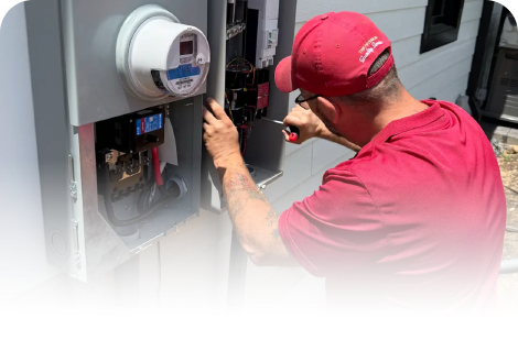 Live Electrician Working Image